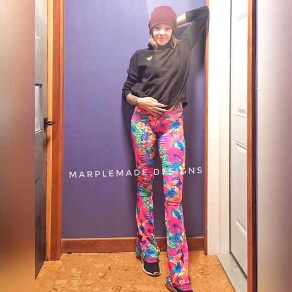 Xs/ X Long 24x35 flares💜 MarpleMade Designs super soft yoga, low rise - Picture 8 of 15